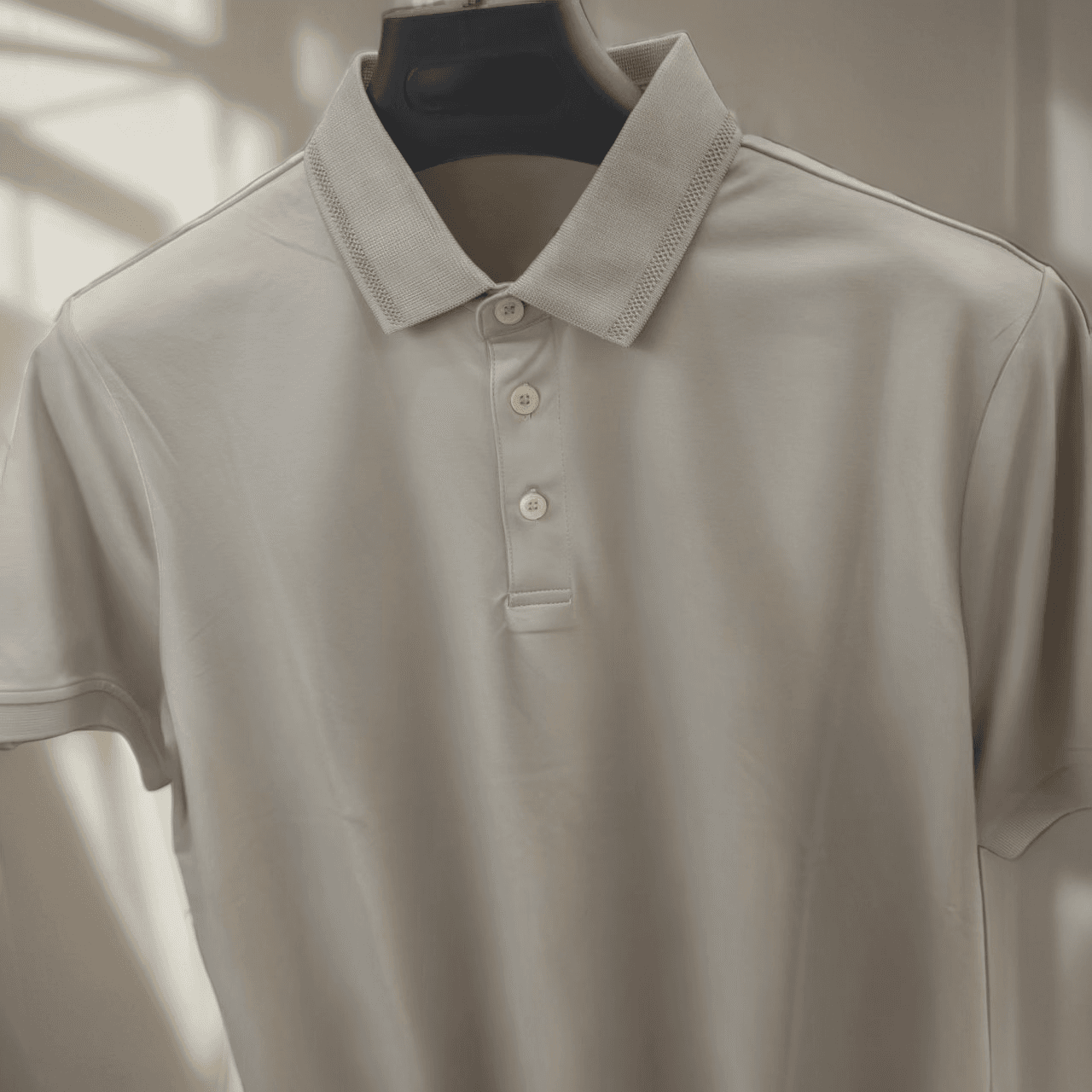 Polo camisas con bolsillos: estilo versátil y funcional