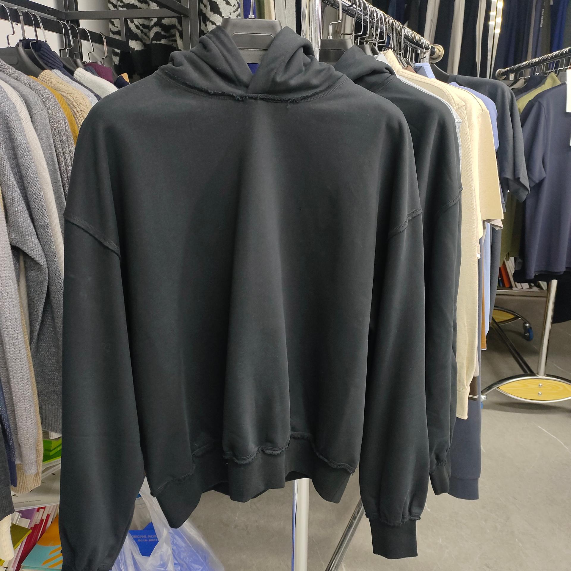 Exploring the Heavy Weight Cotton Hoodie: Comfort & Style